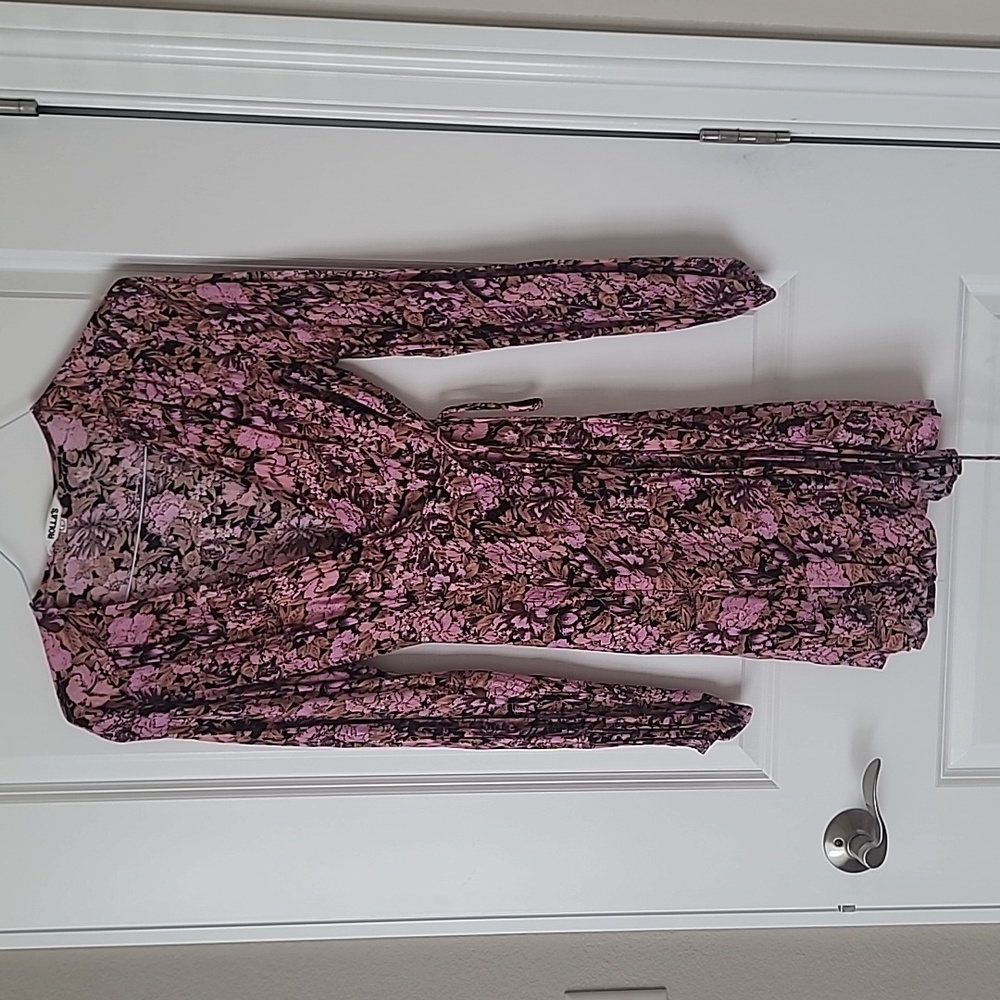 Rollas sz L (fits like a small/4) Laylas Pink Floral Print Dress